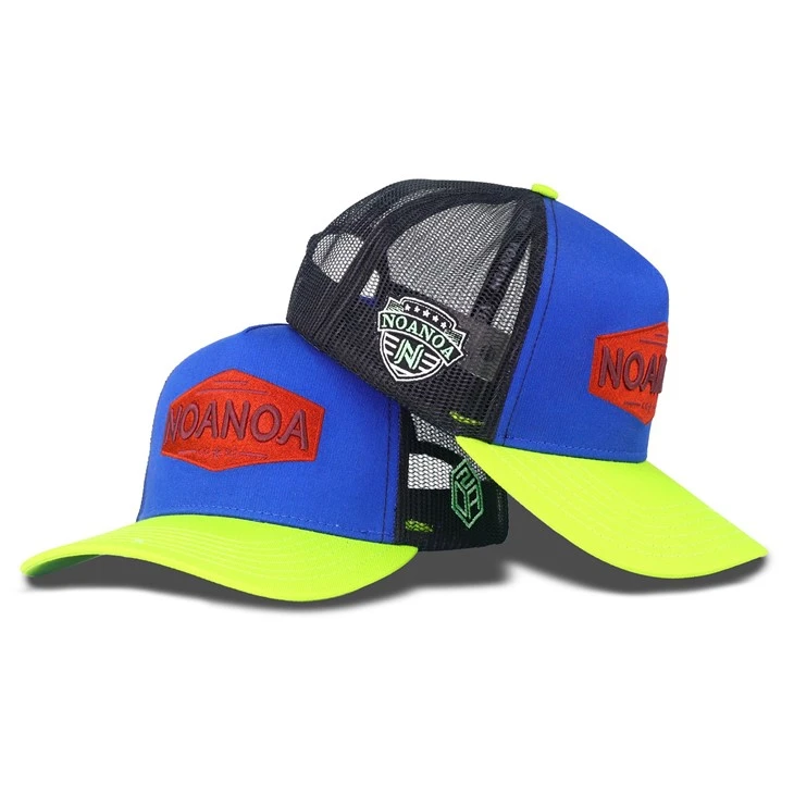 Cappello per camionista ricami di badge fresco